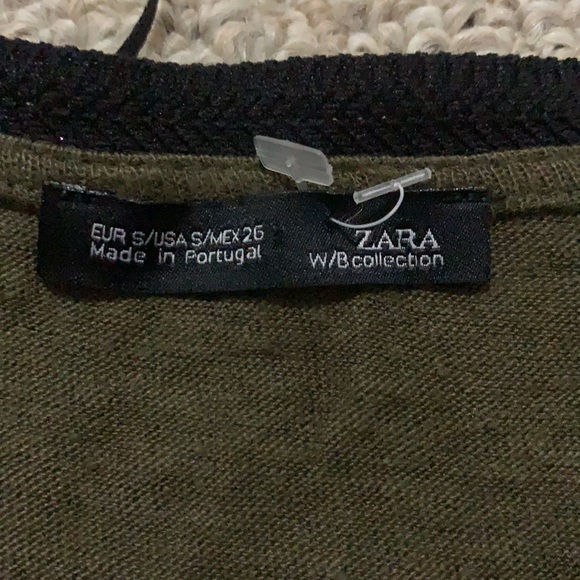 Chained Tank Top - Picture 3 of 3